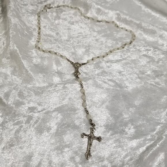 Vintage faux pearl rosary 18" with 5" drop 1.1515 - Picture 1 of 7